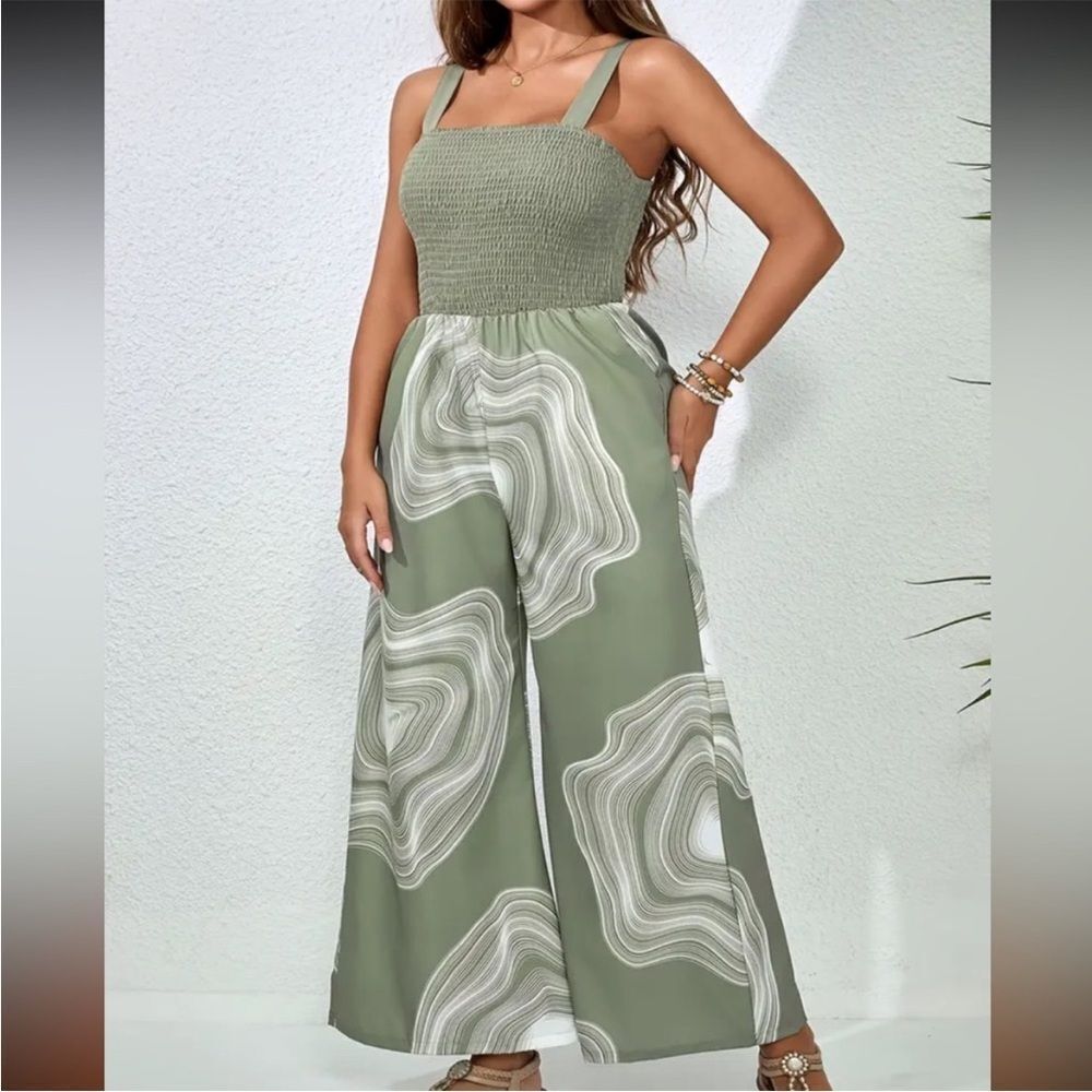 NWOT Green Patterned Women's Jumpsuit